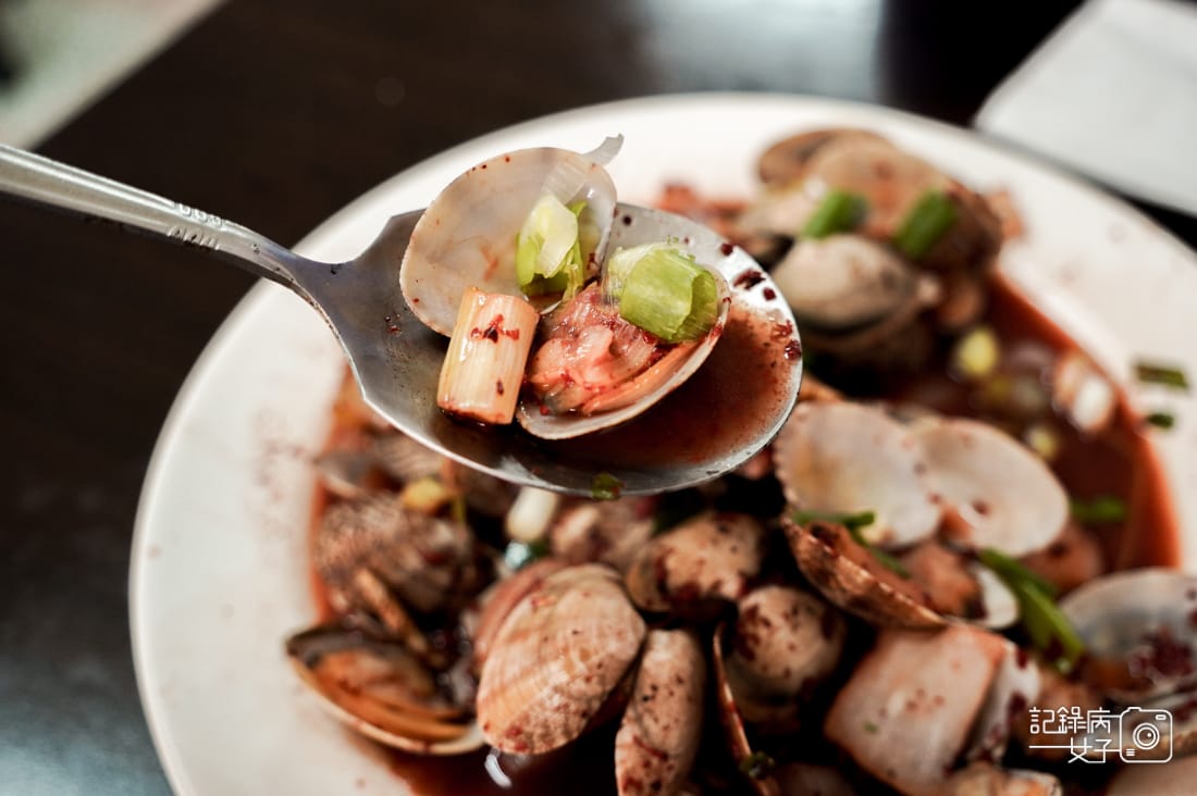 20連江縣馬祖南竿馬港大眾飲食店招牌炒魚麵必吃紅糟炒海瓜子.jpg 20連江縣馬祖南竿馬港大眾飲食店招牌炒魚麵必吃紅糟炒海瓜子.jpg