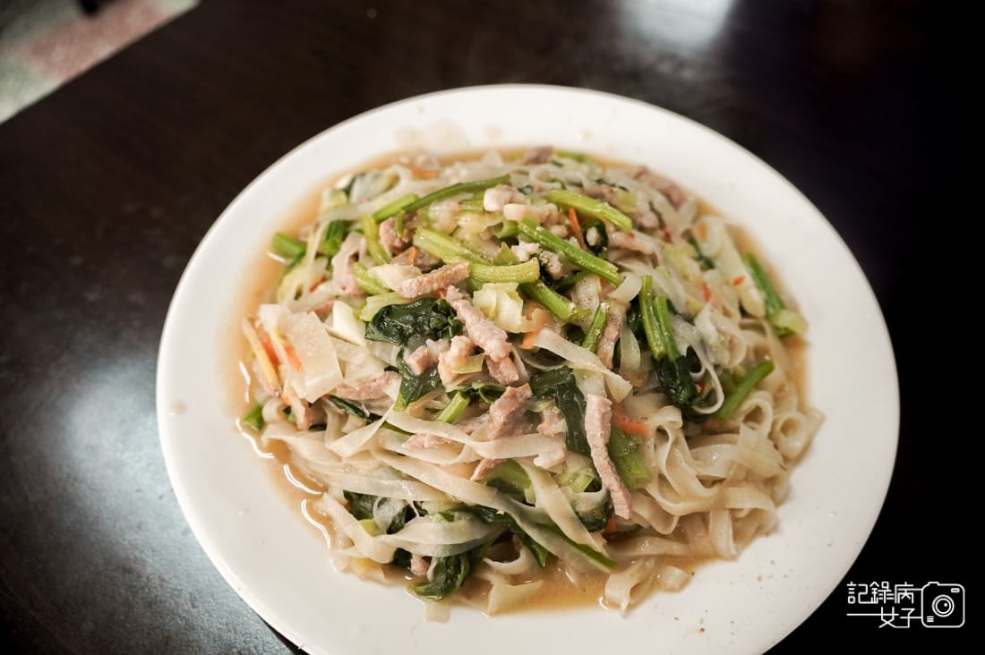 13連江縣馬祖南竿馬港大眾飲食店招牌炒魚麵必吃紅糟炒海瓜子.jpg 13連江縣馬祖南竿馬港大眾飲食店招牌炒魚麵必吃紅糟炒海瓜子.jpg