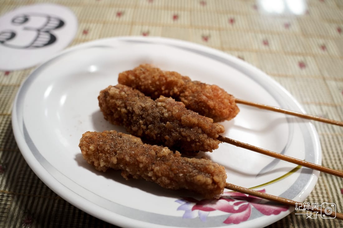 11連江縣馬祖南竿比薩大王披薩大王馬祖必吃老酒麵線炸地瓜黃金餃紅糟雞肉串.jpg 11連江縣馬祖南竿比薩大王披薩大王馬祖必吃老酒麵線炸地瓜黃金餃紅糟雞肉串.jpg