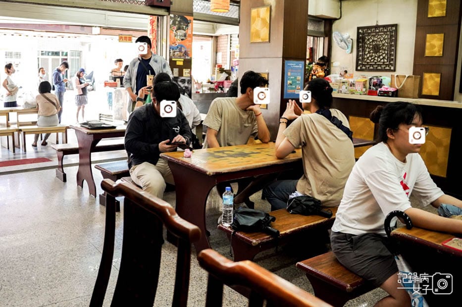 6台南同記安平豆花總店二店內用.jpg