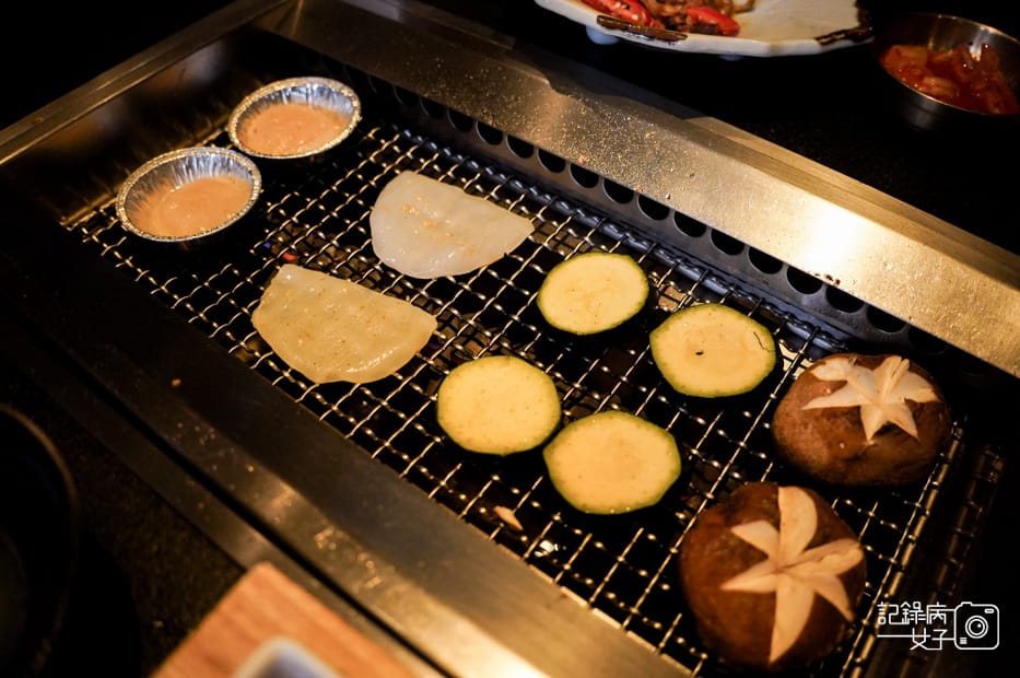 57台中昭日堂燒肉燒烤鍋物三國和牛套餐澳洲美國和牛日本A5和牛.jpg 57台中昭日堂燒肉燒烤鍋物三國和牛套餐澳洲美國和牛日本A5和牛.jpg