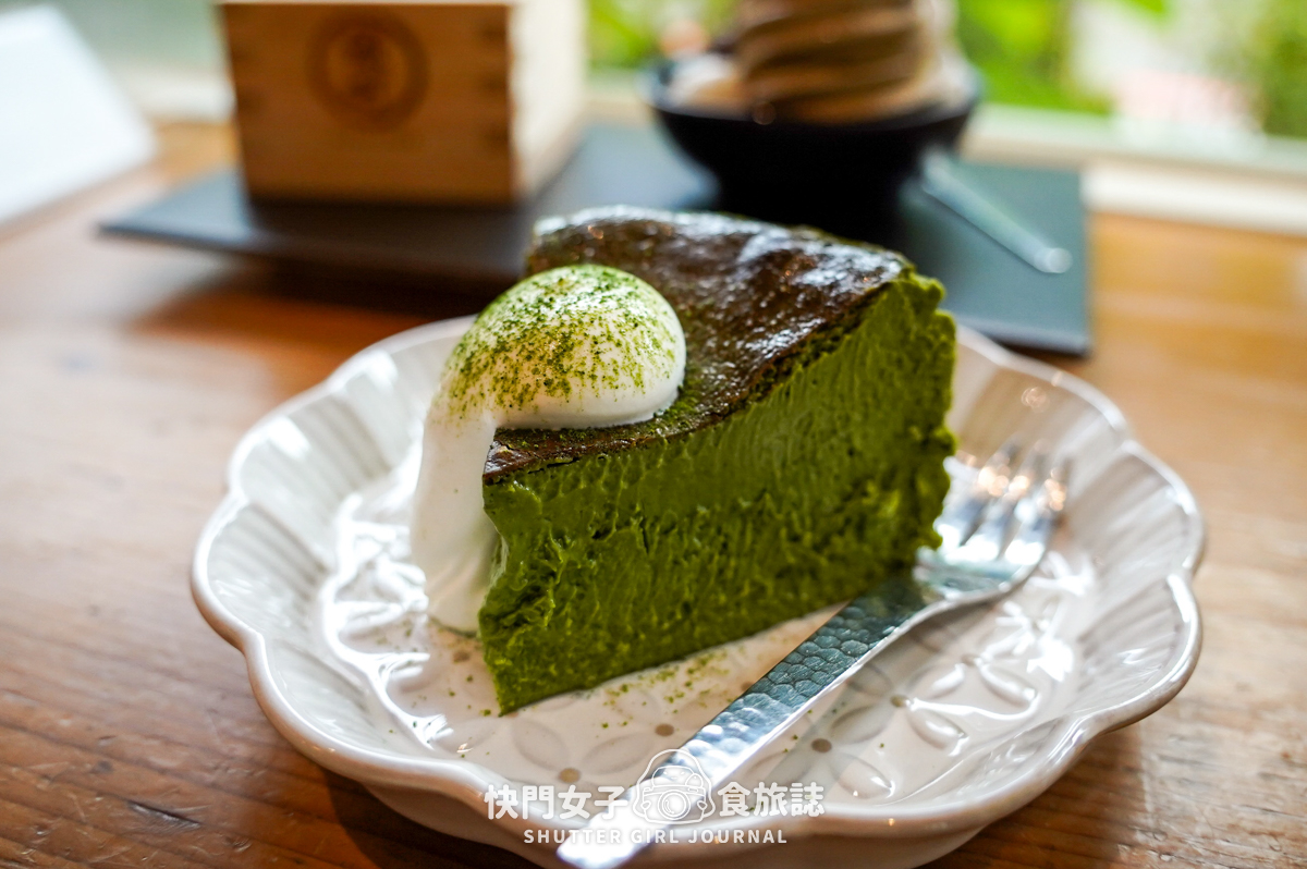 【台南 中西區】綠町抹茶甜點專門店 x 抹茶控必吃青嵐厚抹茶巴斯克 x 內用限定提拉米蘇 - 第33張圖 【台南 中西區】綠町抹茶甜點專門店 x 抹茶控必吃青嵐厚抹茶巴斯克 x 內用限定提拉米蘇