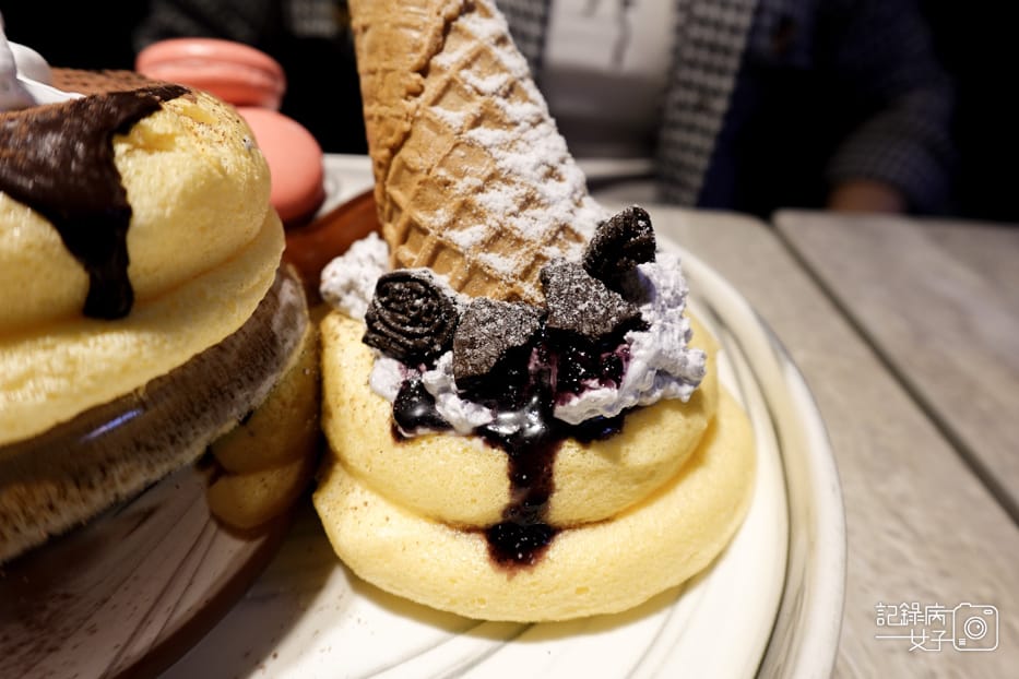 36新北桃園林口甜蒔吇舒芙蕾咖啡專賣藍莓比利時巧克力舒芙蕾厚鬆餅.jpg 36新北桃園林口甜蒔吇舒芙蕾咖啡專賣藍莓比利時巧克力舒芙蕾厚鬆餅.jpg