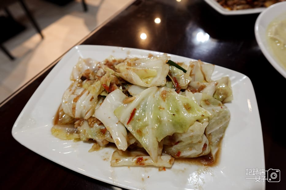 11新北三重就是泰泰式廚坊蝦醬高麗菜.jpg