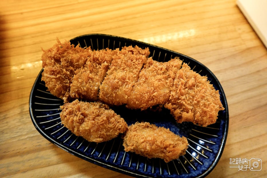 28台北內湖東湖CURRY CURRY 咖哩咖哩煎炸漢堡排咖哩飯炸豬排唐揚雞.jpg