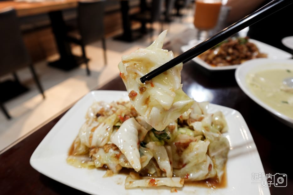 12新北三重就是泰泰式廚坊蝦醬高麗菜.jpg