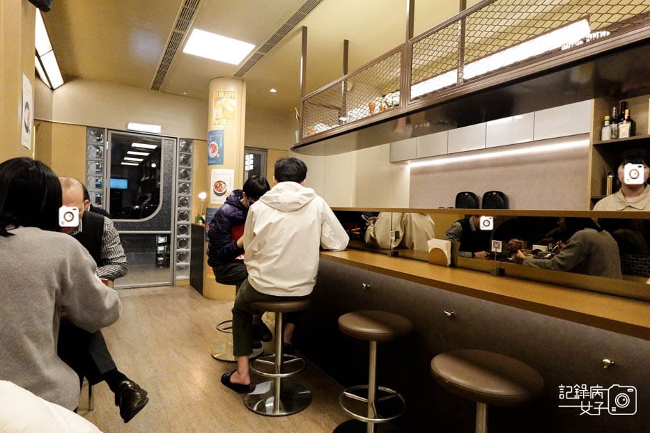 2台北善導寺金晶雞GINGIN CHICKEN麻辣香鍋雞三杯雞麻油雞湯.jpg