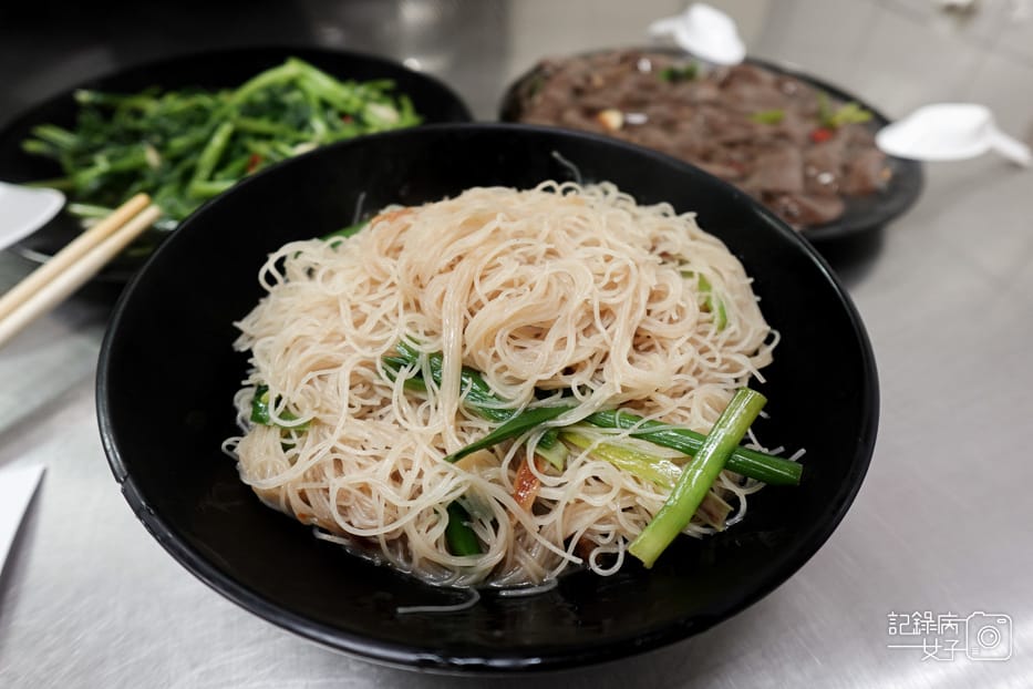 8新竹北門城隍廟口鴨香飯許二姐鴨肉許鴨肉飯炊粉炒鴨血.jpg 8新竹北門城隍廟口鴨香飯許二姐鴨肉許鴨肉飯炊粉炒鴨血.jpg