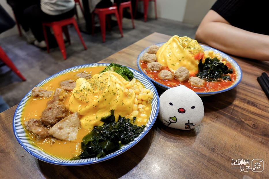 21大安梧貳WUERFOODS歐姆蛋包飯美式肉丸南瓜咖哩飯免費續飯.jpg