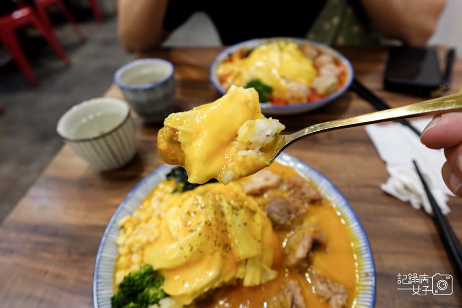 18大安梧貳WUERFOODS歐姆蛋包飯美式肉丸南瓜咖哩飯免費續飯.jpg
