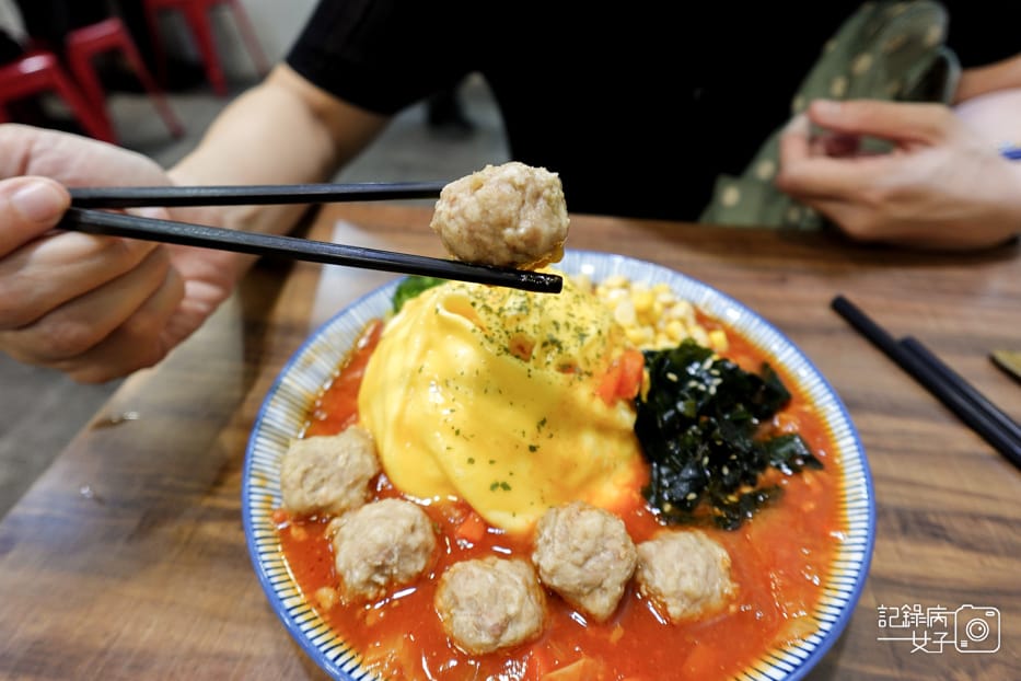 14大安梧貳WUERFOODS歐姆蛋包飯美式肉丸南瓜咖哩飯免費續飯.jpg
