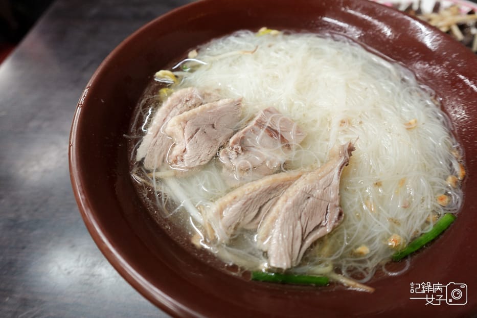 40台北信義市政府鴨肉謝當歸鴨麵線鴨肉米粉湯下水.jpg