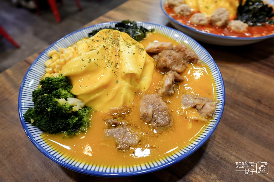 17大安梧貳WUERFOODS歐姆蛋包飯美式肉丸南瓜咖哩飯免費續飯.jpg