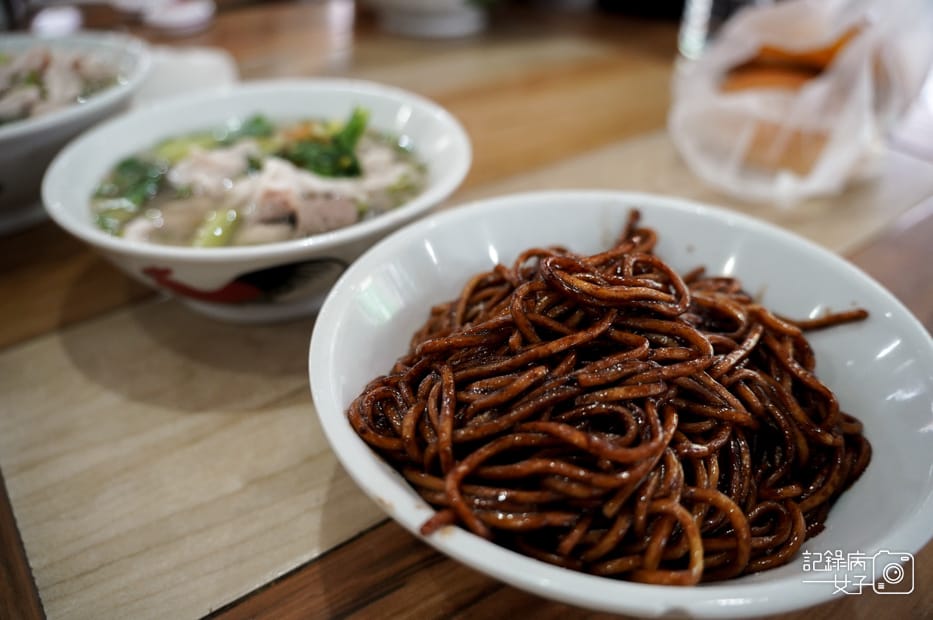 21家香生肉面Kedai Kopi Jia Siang干捞生肉麵炒粿條河粉.jpg