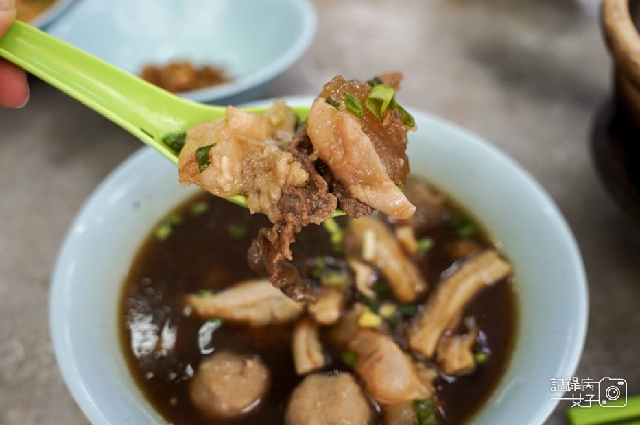 27沙巴Yee Fung怡豐茶室純牛雜湯 Ngau Chap Onl.jpg 27沙巴Yee Fung怡豐茶室純牛雜湯 Ngau Chap Onl.jpg