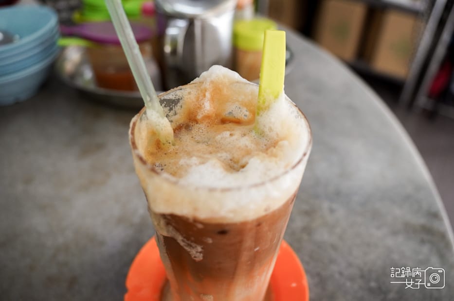 34沙巴Yee Fung怡豐茶室叻沙王干撈面加央面包咖椰吐司.jpg 34沙巴Yee Fung怡豐茶室叻沙王干撈面加央面包咖椰吐司.jpg