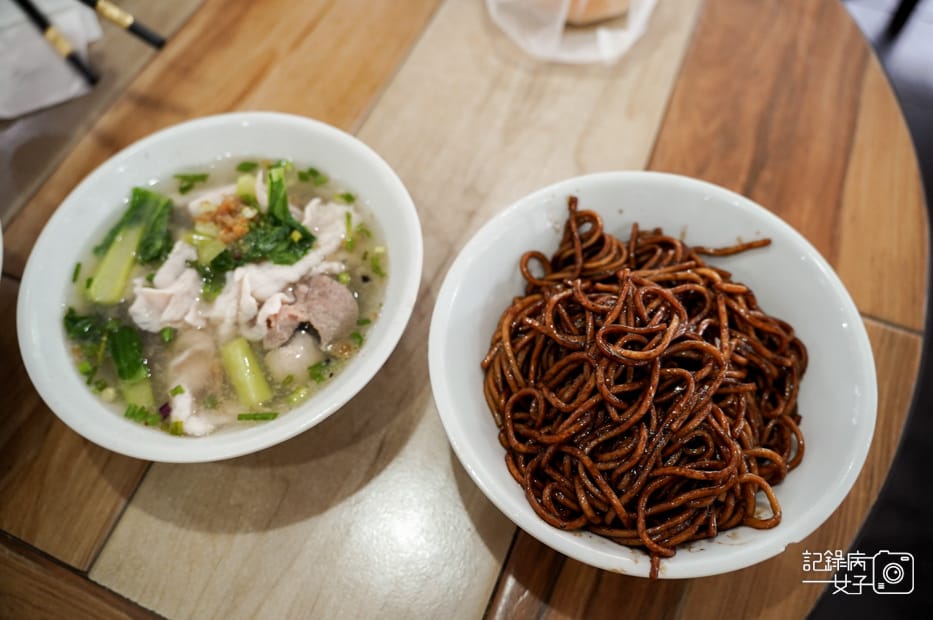 12家香生肉面Kedai Kopi Jia Siang干捞生肉麵高湯生肉麵河粉.jpg
