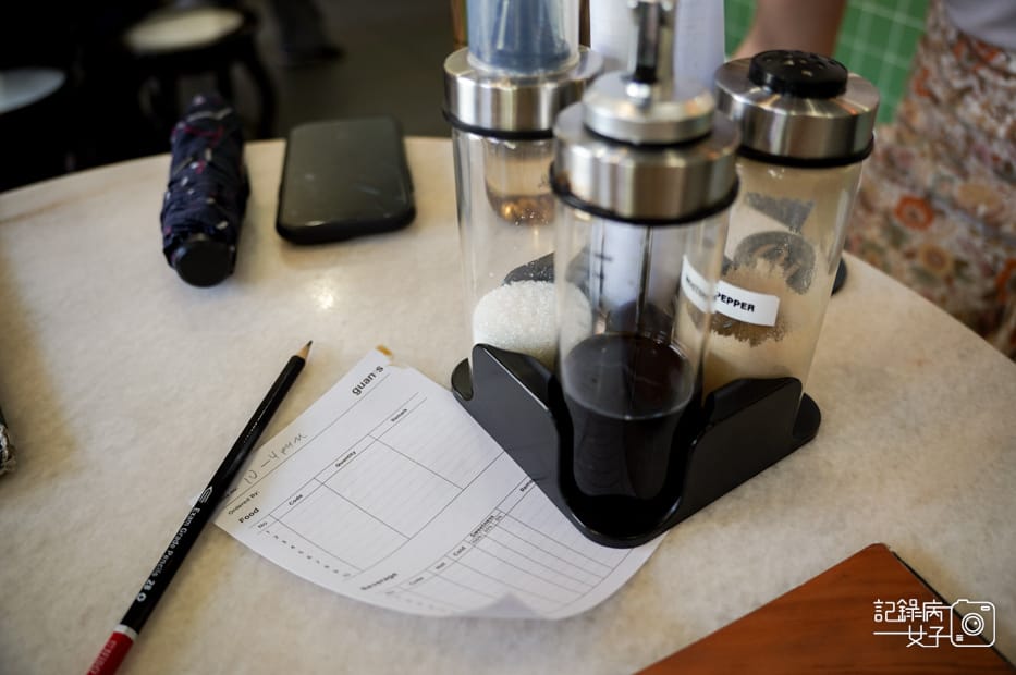 6源茶室Guan%5Cs Kopitiam咖椰加央奶油吐司椰漿飯.jpg