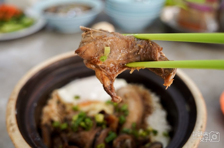 24沙巴Yee Fung怡豐茶室砂煲雞飯.jpg 24沙巴Yee Fung怡豐茶室砂煲雞飯.jpg