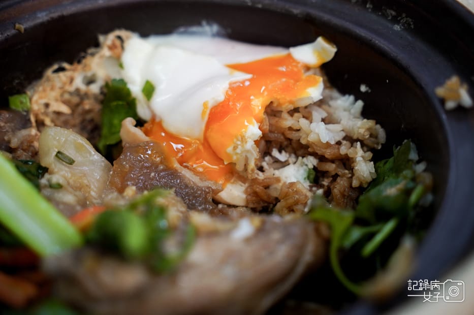 25沙巴Yee Fung怡豐茶室叻沙王干撈面加央面包咖椰吐司.jpg 25沙巴Yee Fung怡豐茶室叻沙王干撈面加央面包咖椰吐司.jpg