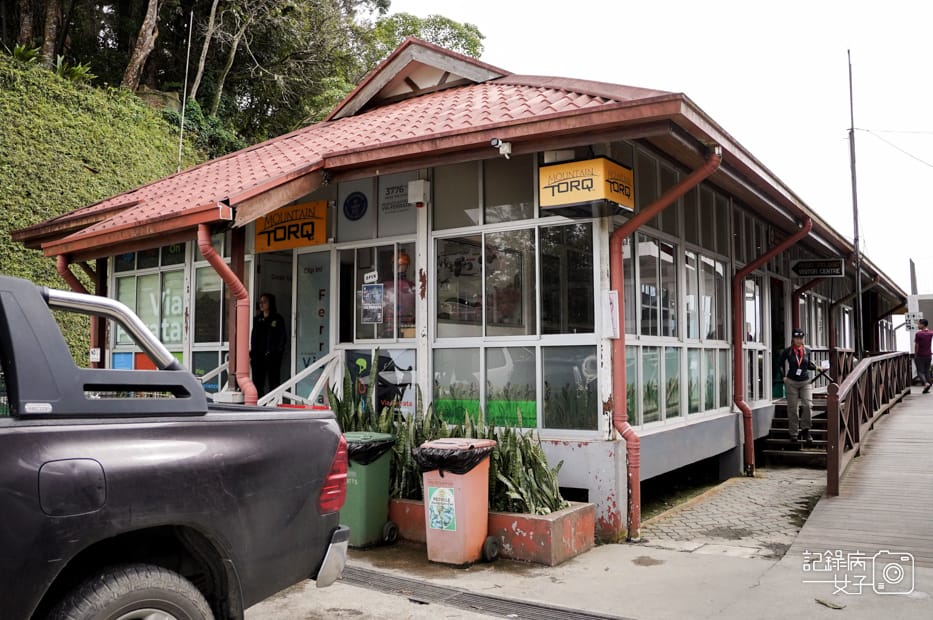 6沙巴神山Kinabalu Park Headquarters京那巴魯山Mount Kinabalu兩天一夜高級山屋.jpg