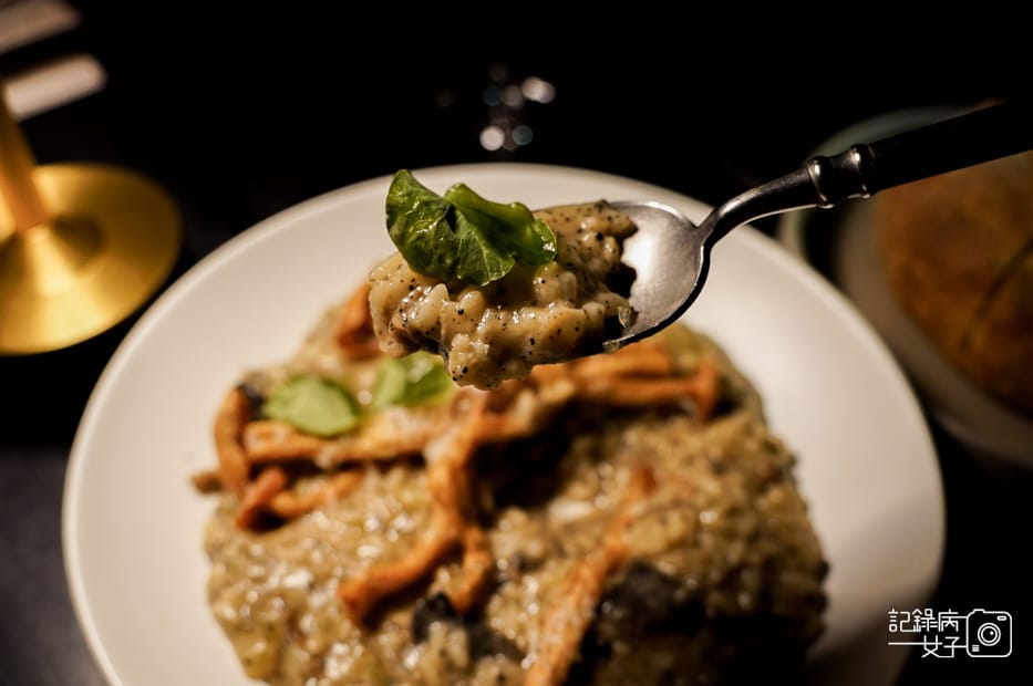 31台北大安Potions Magic Bar魔藥學餐酒館哈利波特霍格華茲奶油啤酒義大利麵燉飯調酒.jpg