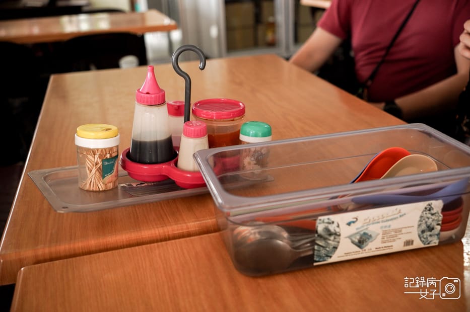 26馬來西亞沙巴神山市集拿巴魯小鎮Pekan Nabalu Weekly Market綜合米線三色奶茶.jpg 26馬來西亞沙巴神山市集拿巴魯小鎮Pekan Nabalu Weekly Market綜合米線三色奶茶.jpg