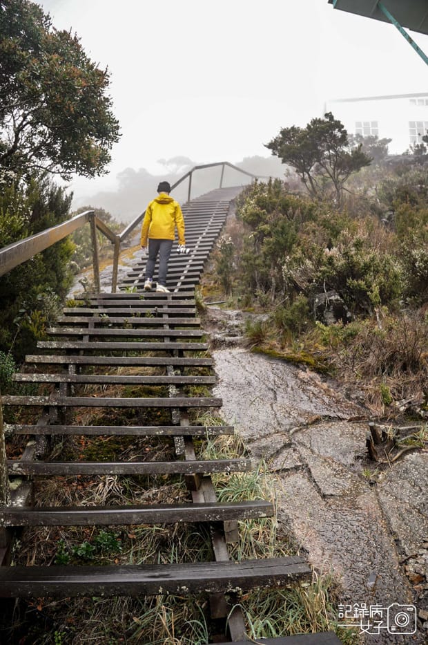 7 Mount KinabaluMalaysia%5Cs Highest PostBox沙巴神山京那巴魯山馬來西亞最高海拔郵局明信片.jpg 7 Mount KinabaluMalaysia%5Cs Highest PostBox沙巴神山京那巴魯山馬來西亞最高海拔郵局明信片.jpg