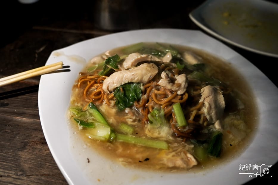 13沙巴神山Lily Cottage京那巴魯山餐廳THE FARMERS RESTAURANT炒米粉粿條.jpg