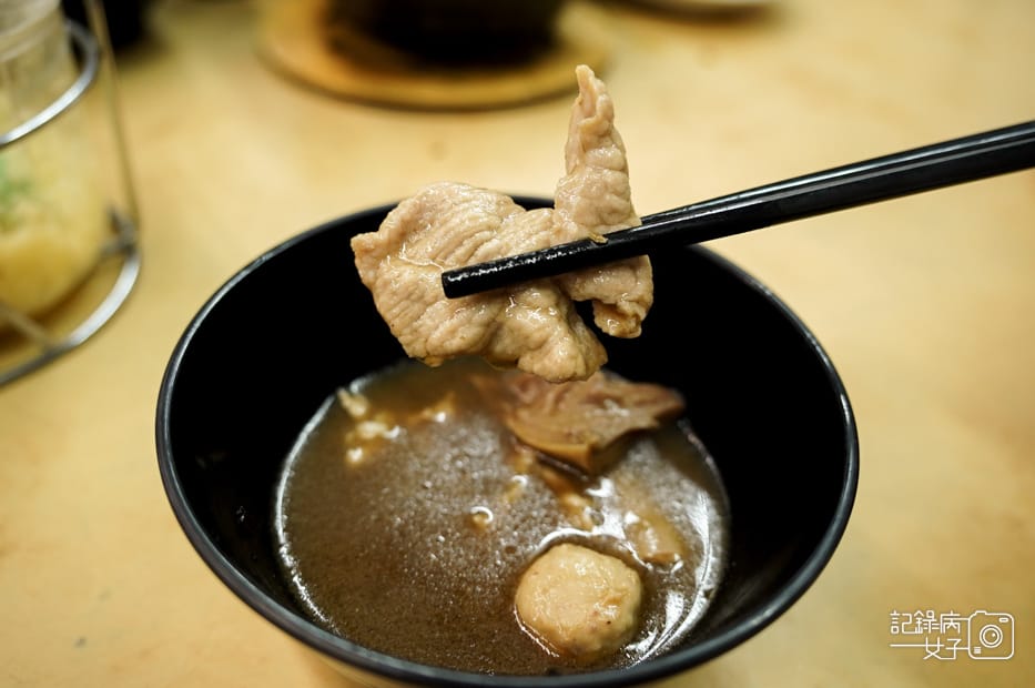 17沙巴Kungfu Bak Kut Teh真功夫肉骨茶藥膳干鍋肉骨茶湯Bak Kut Teh Claypot.jpg
