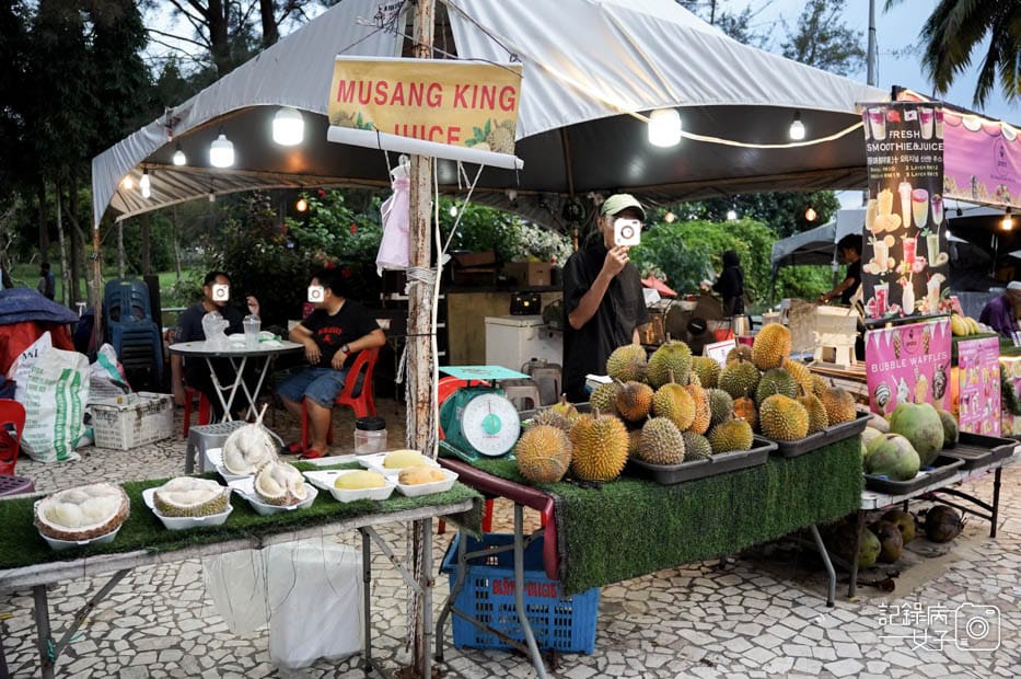 2馬來西亞沙巴Kota Kinabalu Pantai Tanjung Aru 丹絨亞路海灘火紅夕陽熱門景點.jpg 2馬來西亞沙巴Kota Kinabalu Pantai Tanjung Aru 丹絨亞路海灘火紅夕陽熱門景點.jpg