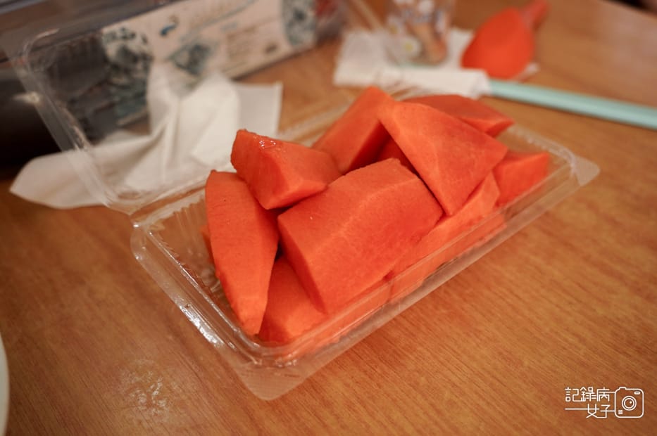 40馬來西亞沙巴神山市集拿巴魯小鎮Pekan Nabalu Weekly Market綜合米線三色奶茶.jpg 40馬來西亞沙巴神山市集拿巴魯小鎮Pekan Nabalu Weekly Market綜合米線三色奶茶.jpg