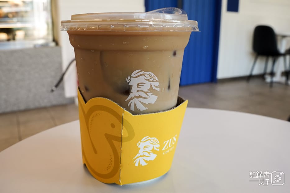 5馬來西亞沙巴ZUS宙斯咖啡Atukuupi C2U mizumizu coffee Latte.jpg 5馬來西亞沙巴ZUS宙斯咖啡Atukuupi C2U mizumizu coffee Latte.jpg