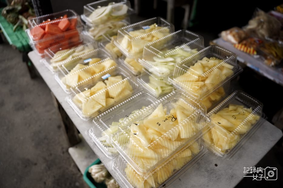 17馬來西亞沙巴神山市集拿巴魯小鎮Pekan Nabalu Weekly Market綜合米線三色奶茶.jpg 17馬來西亞沙巴神山市集拿巴魯小鎮Pekan Nabalu Weekly Market綜合米線三色奶茶.jpg