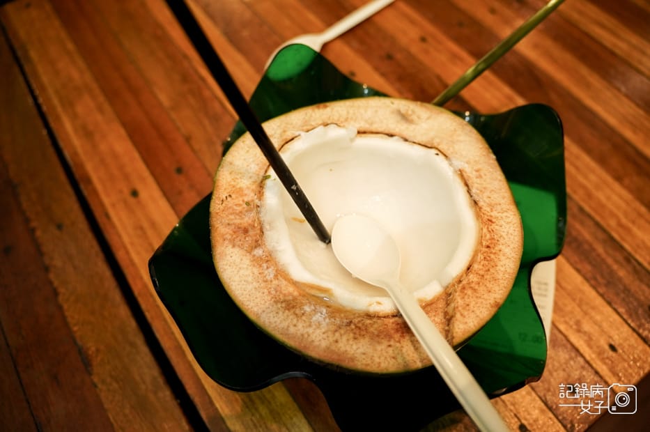 28馬來西亞沙巴太子椰 The Royal Coconut特制冰沙椰昔 Coconut Shake Special.jpg