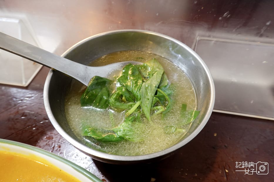 38武昌市場越南河內河粉招牌生牛肉河粉越式咖哩雞飯.jpg 38武昌市場越南河內河粉招牌生牛肉河粉越式咖哩雞飯.jpg