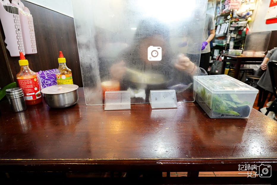 14武昌市場越南河內河粉招牌生牛肉河粉越式咖哩雞飯.jpg 14武昌市場越南河內河粉招牌生牛肉河粉越式咖哩雞飯.jpg