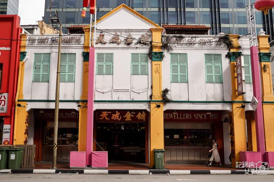 11Chinatown牛車水巴剎壁畫牛車水大廈Chinatown Complex.jpg