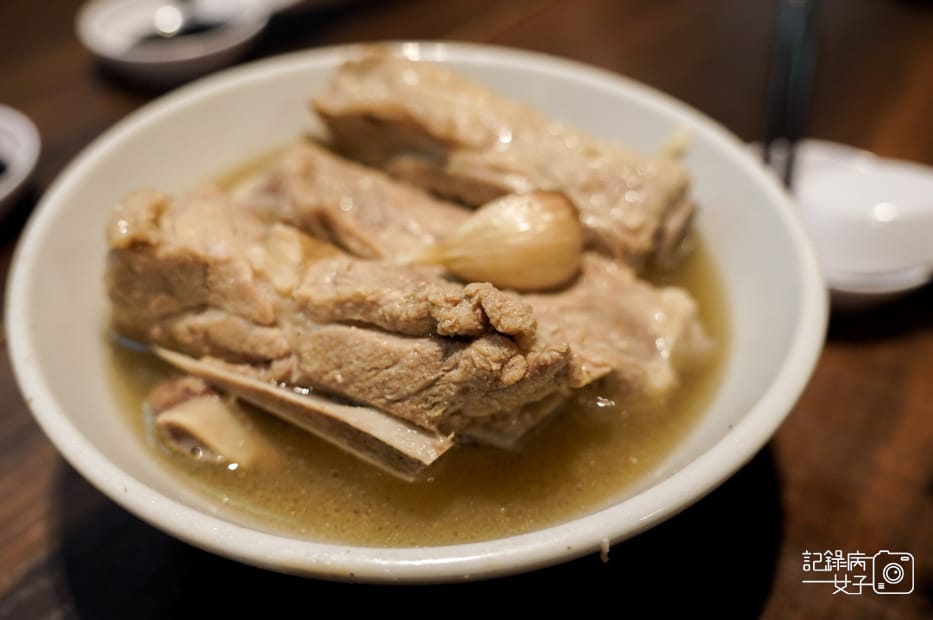 15新加坡松發肉骨茶塘城坊白胡椒湯排骨肉骨茶Pork Ribs Soup.jpg
