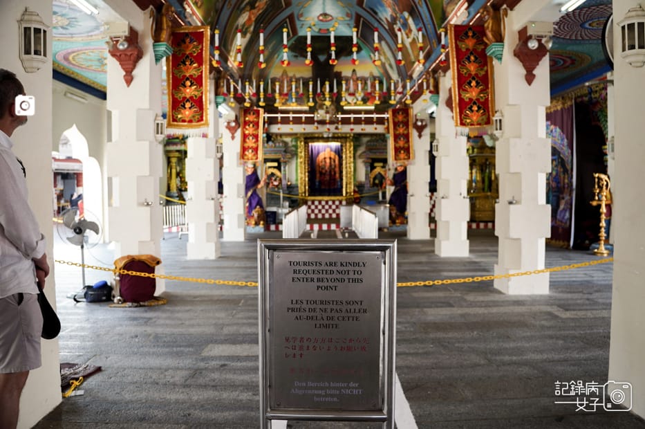 12新加坡馬里安曼廟SingaporeSri Mariamman Temple牛車水Chinatown百年印度廟.jpg