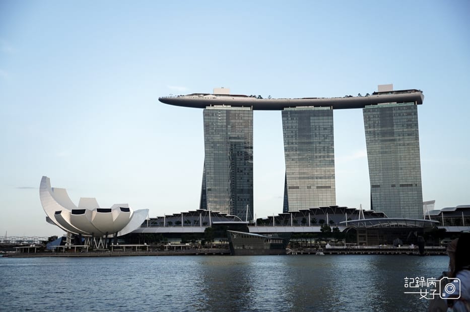 8新加坡轉機必踩景點魚尾獅公園Merlion濱海灣金沙酒店藝術科學博物館.jpg