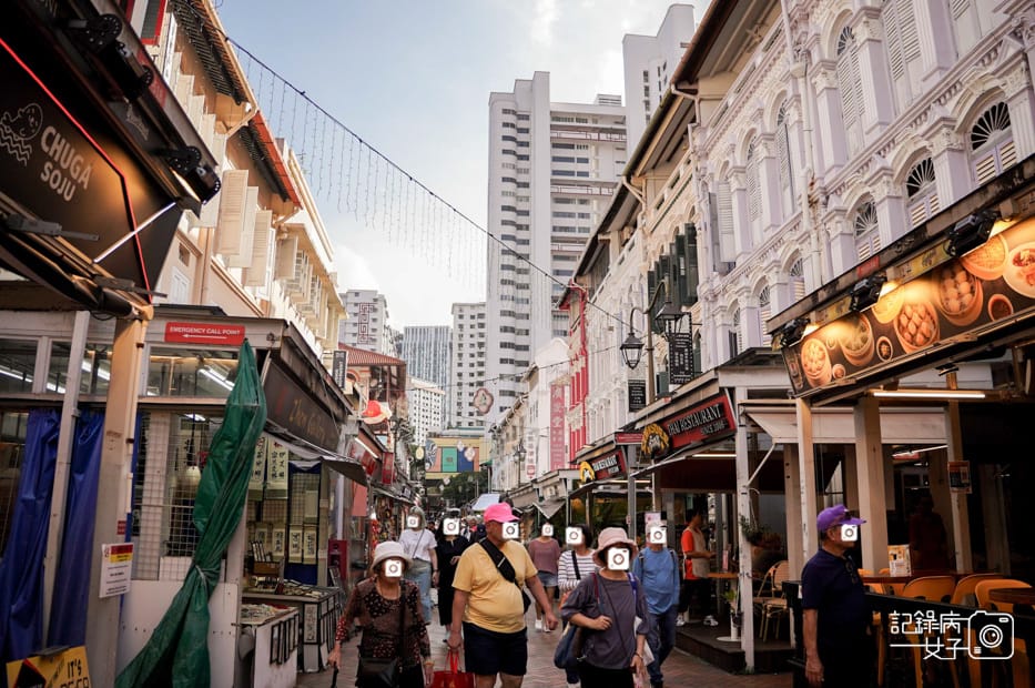 16Chinatown牛車水巴剎壁畫牛車水大廈Chinatown Complex.jpg