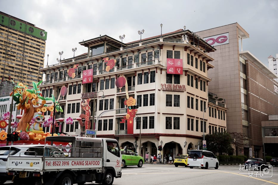 6Chinatown牛車水巴剎壁畫牛車水大廈Chinatown Complex.jpg