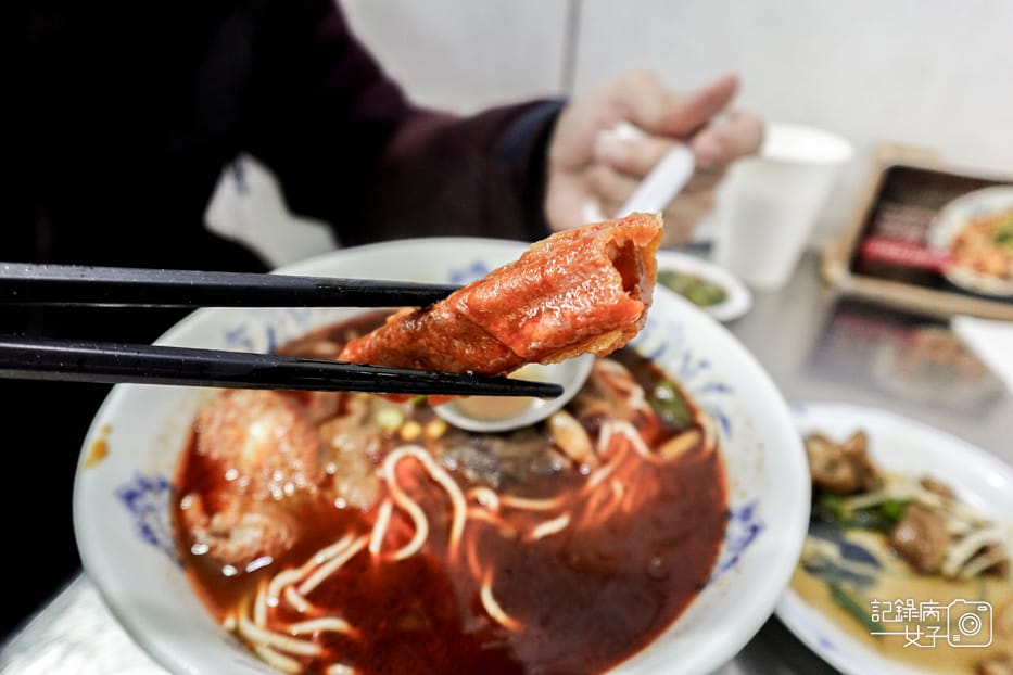 33信義區老邱牛肉麵豆漿紅茶喝到飽自助吧花椒油.jpg 33信義區老邱牛肉麵豆漿紅茶喝到飽自助吧花椒油.jpg