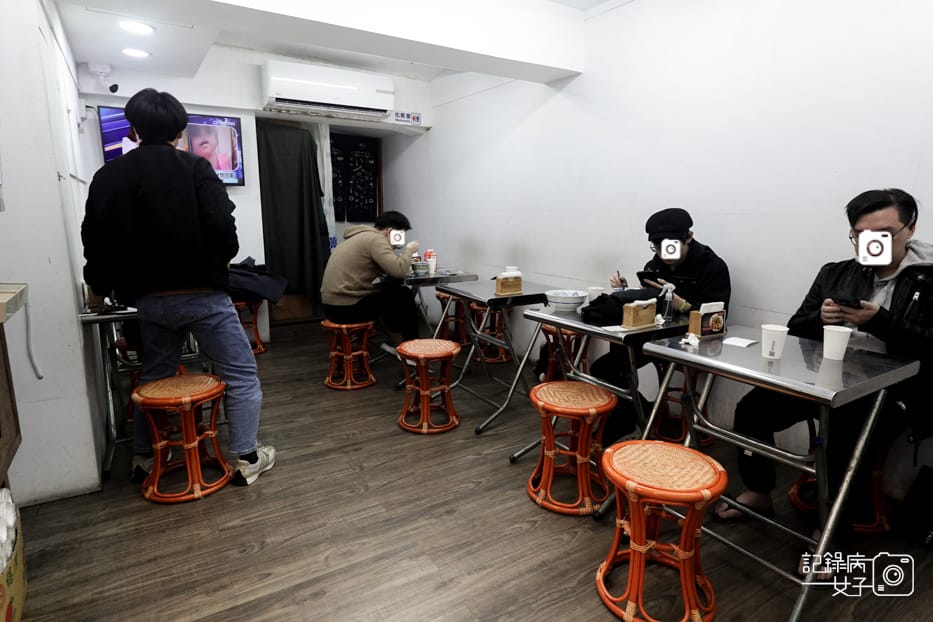 4信義區老邱牛肉麵豆漿紅茶喝到飽紅燒牛三寶清燉牛肉湯.jpg 4信義區老邱牛肉麵豆漿紅茶喝到飽紅燒牛三寶清燉牛肉湯.jpg