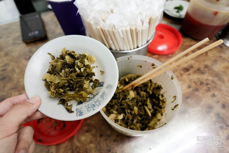 16萬華洛陽富宏牛肉麵24小時營業牛肉麵牛油飲品無限暢飲.jpg 16萬華洛陽富宏牛肉麵24小時營業牛肉麵牛油飲品無限暢飲.jpg