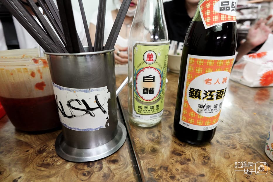 24萬華洛陽富宏牛肉麵24小時營業牛肉麵牛油飲品無限暢飲.jpg 24萬華洛陽富宏牛肉麵24小時營業牛肉麵牛油飲品無限暢飲.jpg