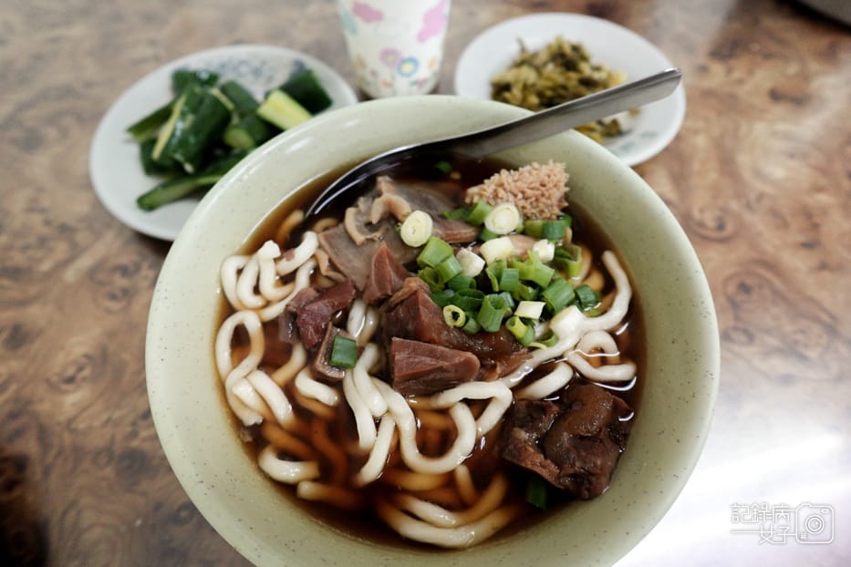 13萬華洛陽富宏牛肉麵24小時營業牛肉麵牛雜麵牛肚牛筋.jpg 13萬華洛陽富宏牛肉麵24小時營業牛肉麵牛雜麵牛肚牛筋.jpg