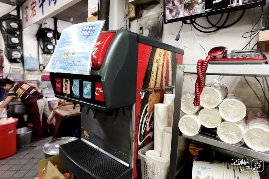 6萬華洛陽24小時營業富宏牛肉麵菜單價位.jpg 6萬華洛陽24小時營業富宏牛肉麵菜單價位.jpg