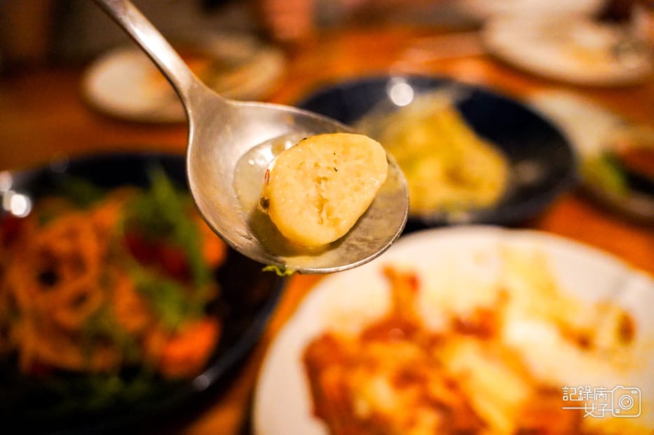 40高雄Belfort Bistro貝佛街餐酒坊藍紋起司玉琪焗烤波隆納千層麵.jpg